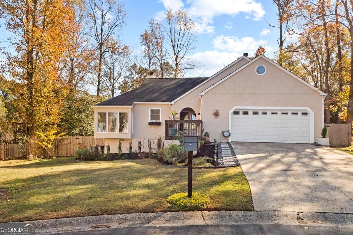 505 Radford Ct photo 1