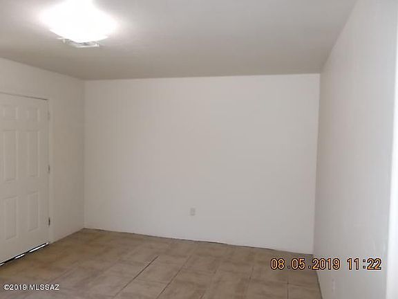 5th image of 820 W Calle Retama