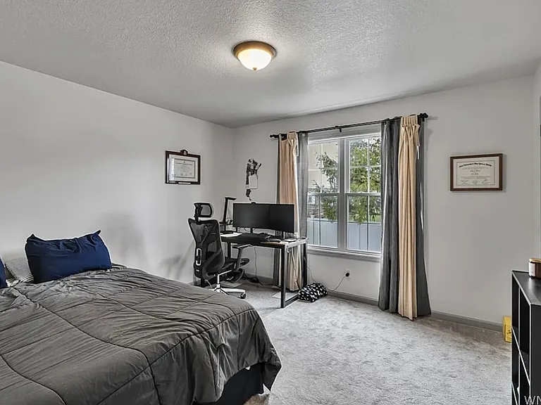 4996 Thurston Ave — Photo 9