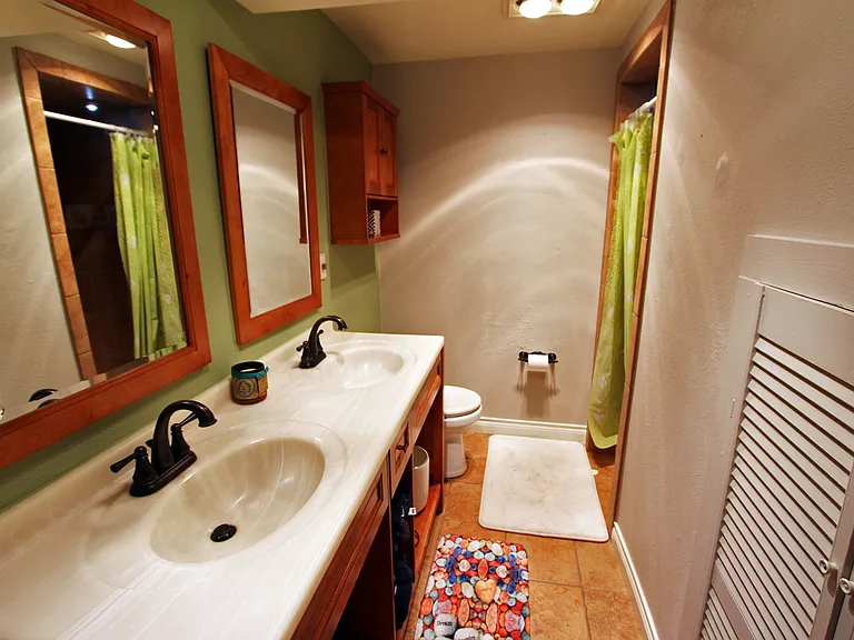 266 Spruce St #B — Photo 15
