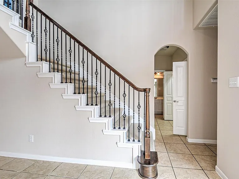 9322 Steam Springs Dr — Photo 13