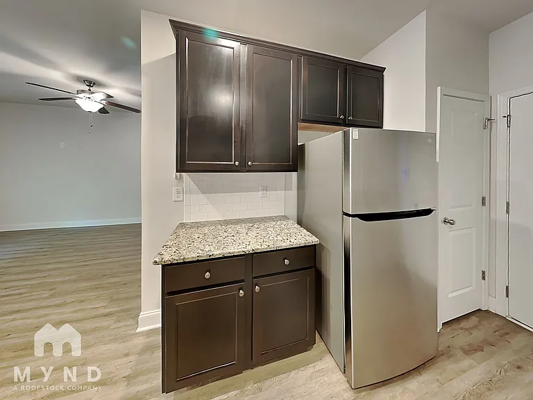 10170 Benton Woods Dr — Photo 5