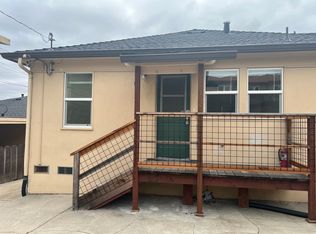 492 Larkin St #B, Monterey, CA 93940