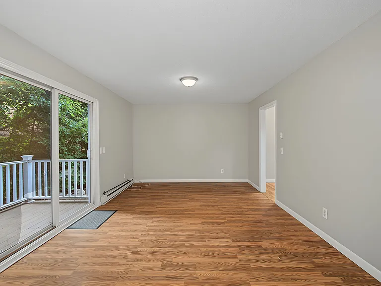 6 Irving Pl #3C — Photo 10