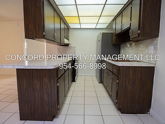 4th image of 1501 SW 2nd St APT 3