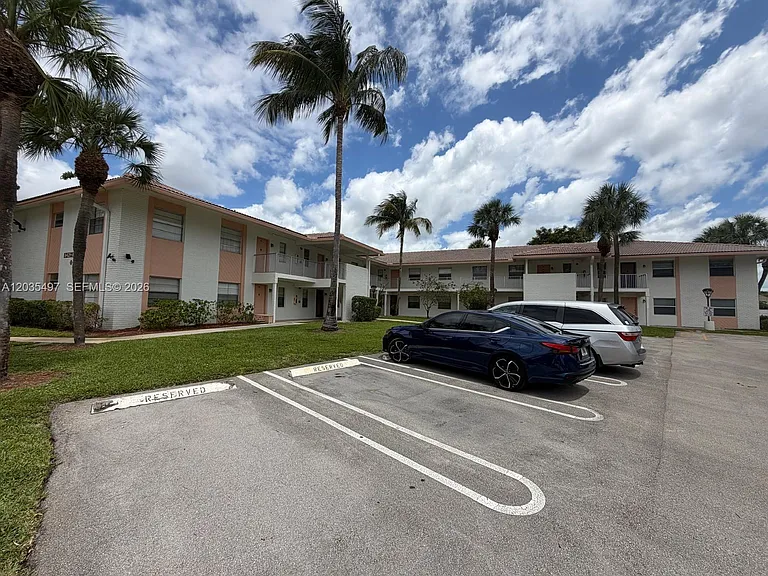 8443 Royal Palm Blvd #8443 — Photo 45