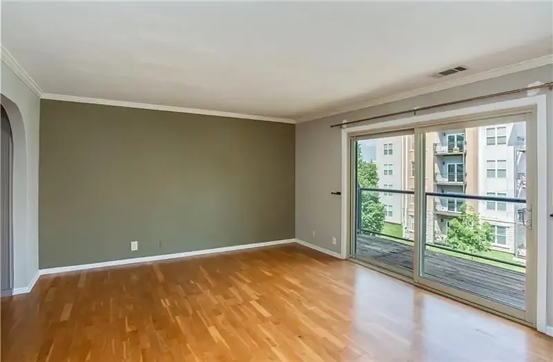 1 bed, 721 sqft, $1,500 — Photo 2