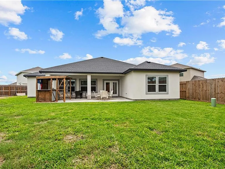 3302 Hadi Dr — Photo 18