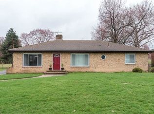 1854 Hillside Rd, Seven Hills, OH 44131