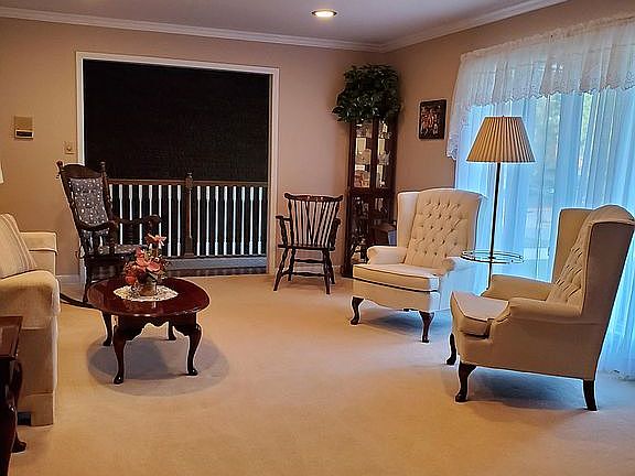 2nd image of 71 Sunnymede Dr