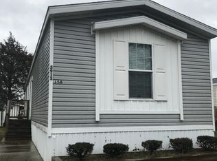 5913 W Maple, Romulus, MI 48174