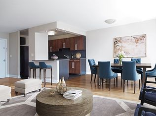 310 Greenwich St APT 35e, New York, NY 10013