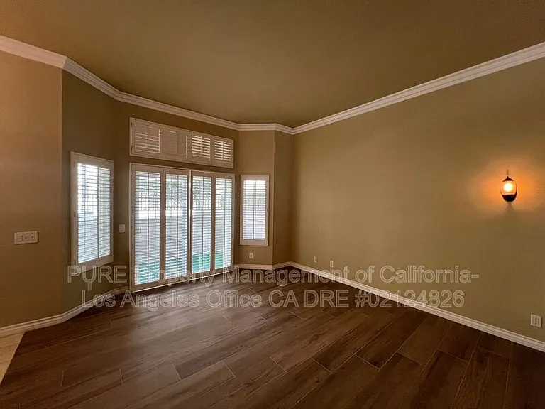2300 Maple Ave #44 — Photo 5