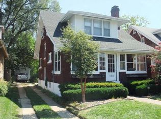 105 Oxford Pl, Saint Matthews, KY 40207