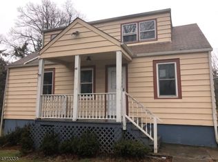 9 Bush Rd, Denville, NJ 07834