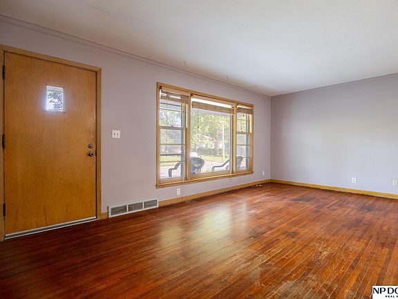 2nd image of 1328 N 39th St
