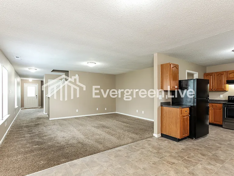 4405 Fullwood Ct — Photo 5