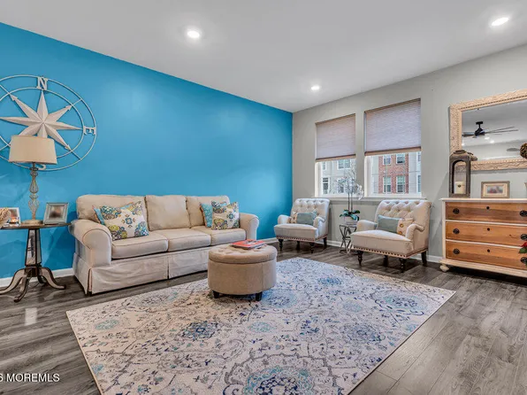 5 Farrah Drive, Manahawkin, NJ 08050