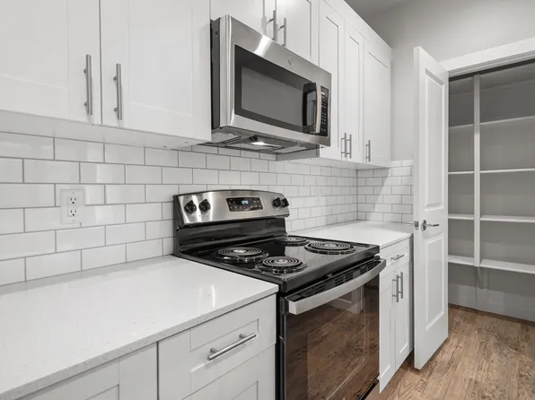 Sparrow Hill Apartments