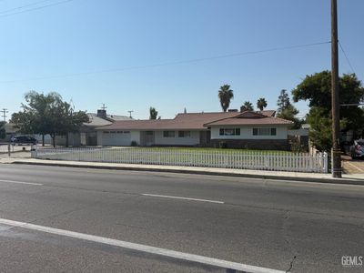 (Undisclosed Address), Bakersfield, CA, 93304