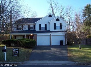 6087 Ponhill Dr, Woodbridge, VA 22193