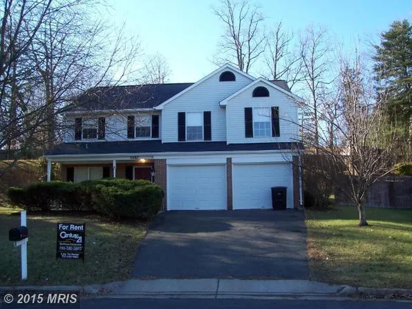 6087 Ponhill Dr, Woodbridge, VA 22193