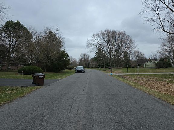 5th image of 3559 Meadow Ln