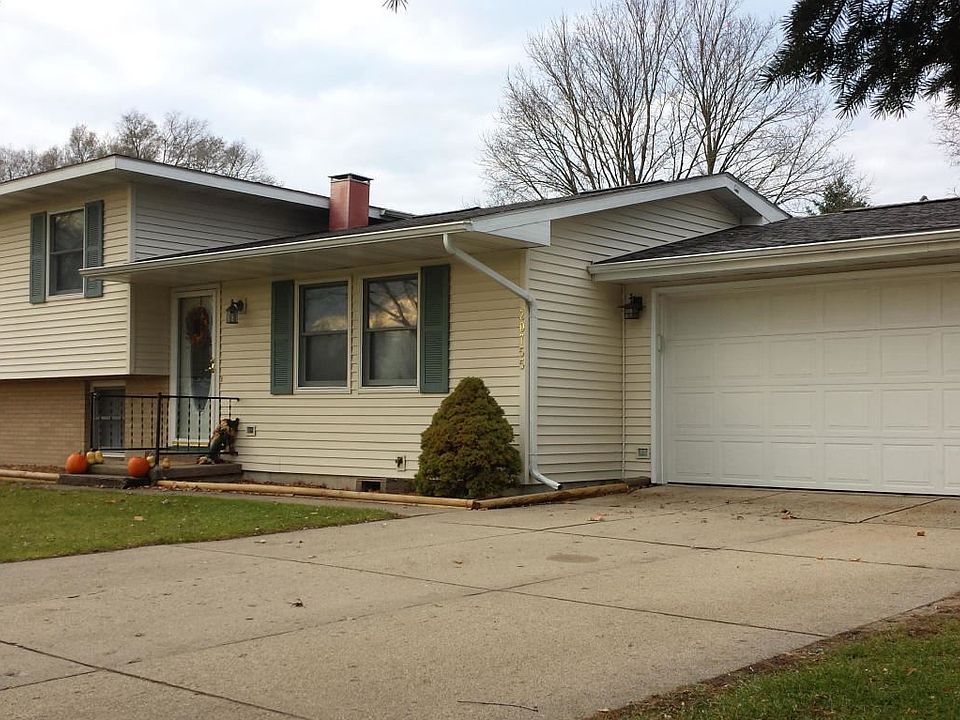 1st image of 20755 Ross Pkwy