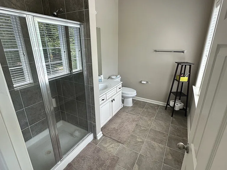 Bedroom 2 Full Bath
