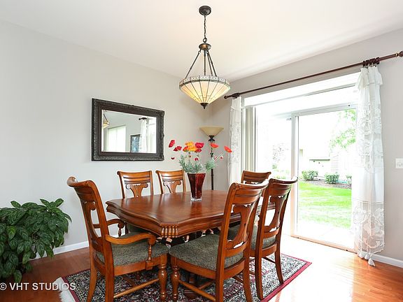 5th image of 2972 White Thorn Cir