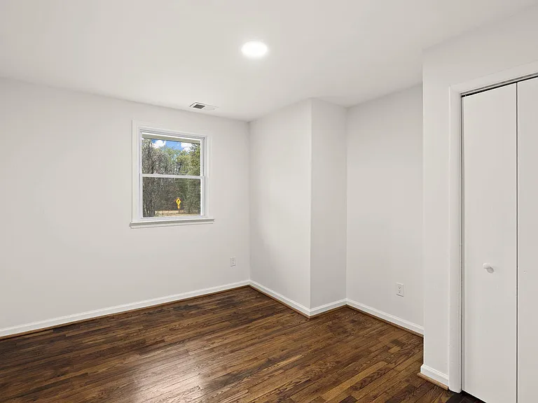 10789 Brent Town Rd — Photo 23
