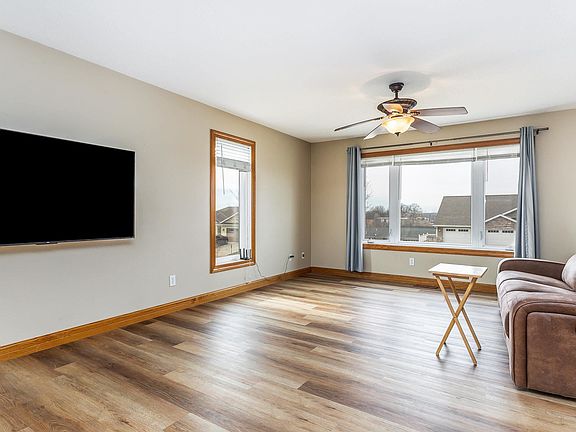 3rd image of 310 N Kyle Ave