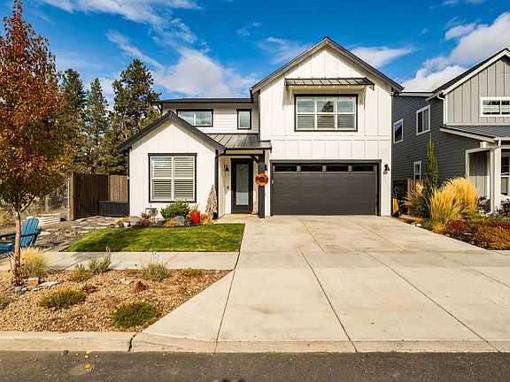 3rd image of 20166 Roper Ln
