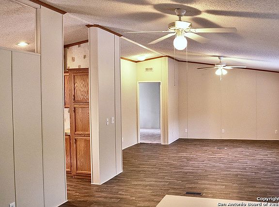 5th image of 309 Crosscreek Dr