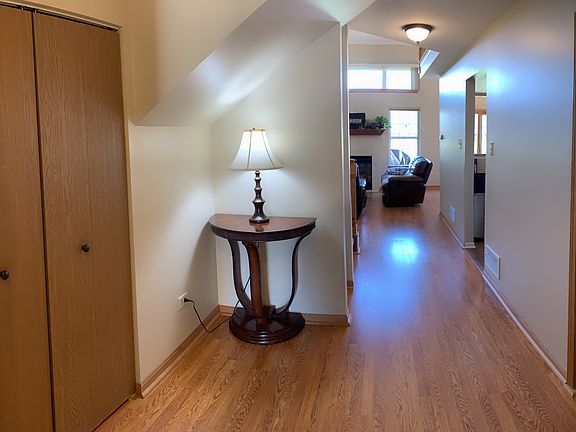 3rd image of 16104 Bormet Dr