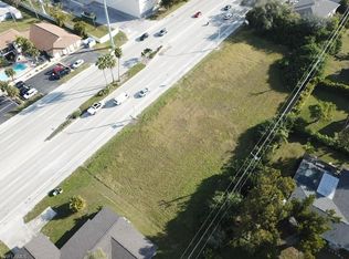 148 Cape Coral Pkwy W, Cape Coral, FL 33914