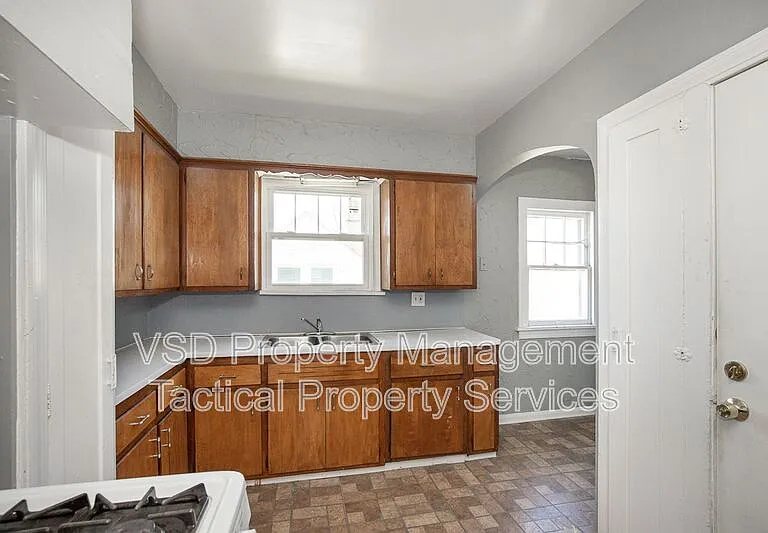 14717 Milverton Rd #UP — Photo 15