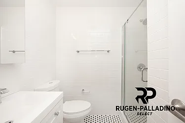 Rented by R New York