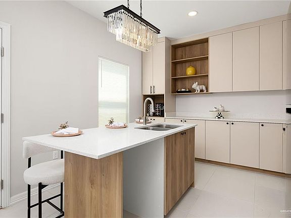 4th image of 4209 Heron Ave #31