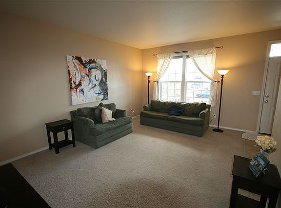 4th image of 5411 Oriole Ln