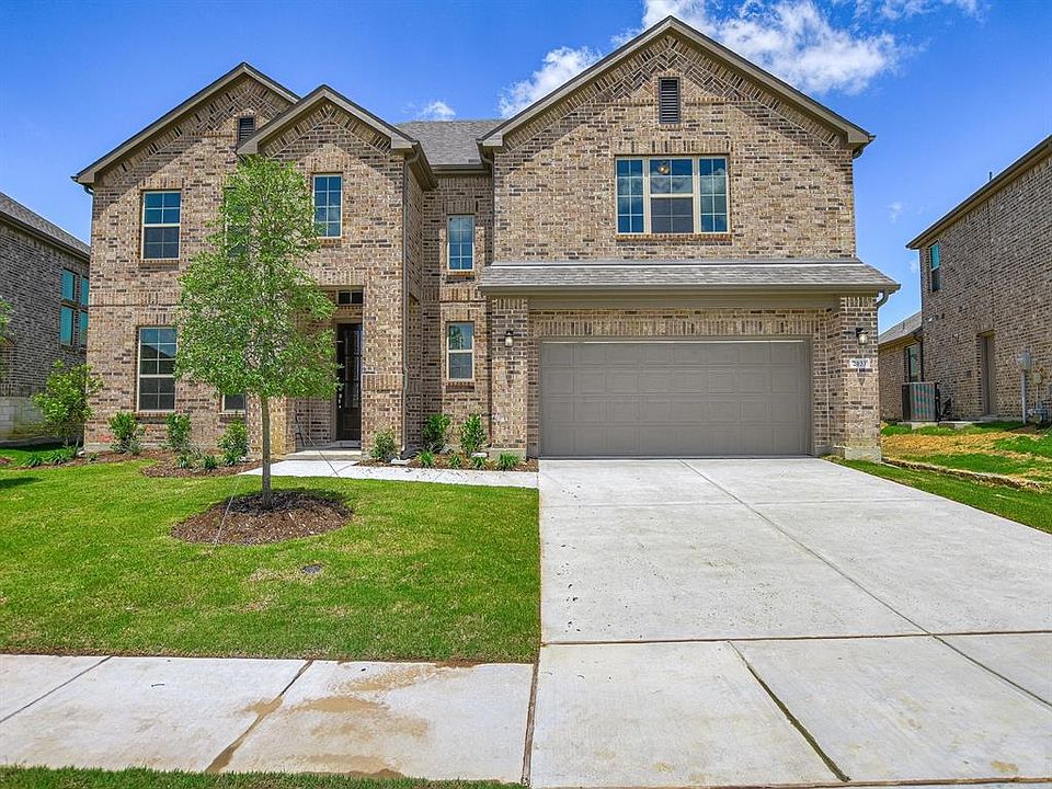 1st image of 2033 Binns Dr