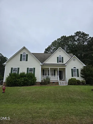 18 Castlewood Dr Photo 1