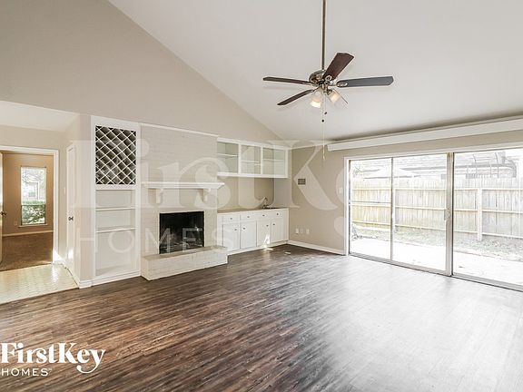 2nd image of 710 Herrick Ct