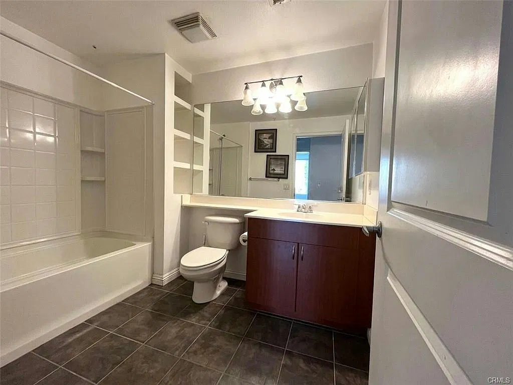 1801 E Katella Ave #2135 — Photo 2