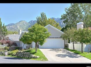 2042 E Windsor Oak Cv, Sandy, UT 84092