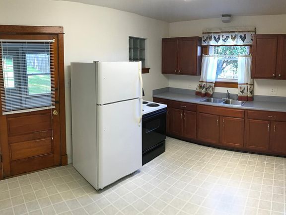 4th image of 233 N Muhlenberg St