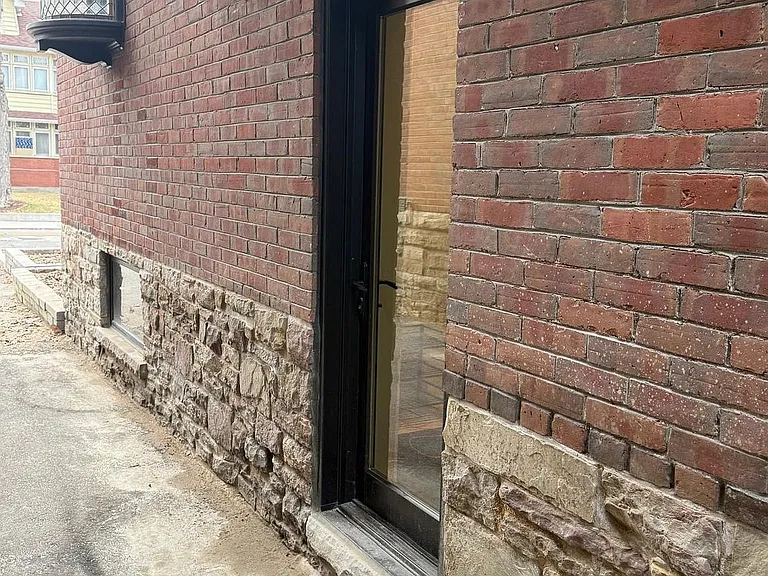 328 Palmerston Blvd #LOWER — Photo 14