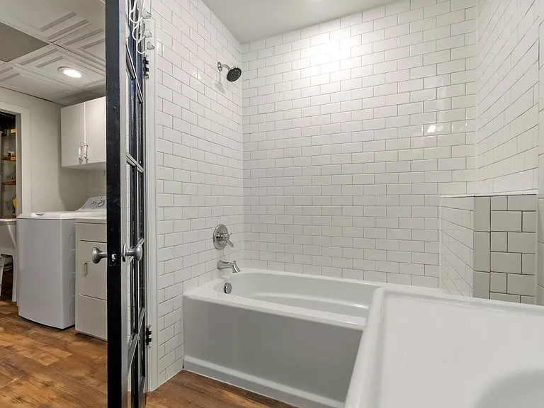 654 S Bryant St — Photo 11