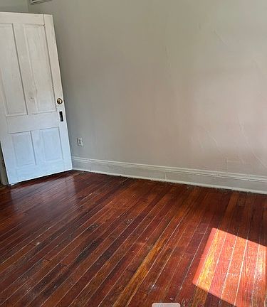 5th image of 260 Kentucky Ave #1