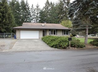 1328 158th St E, Tacoma, WA